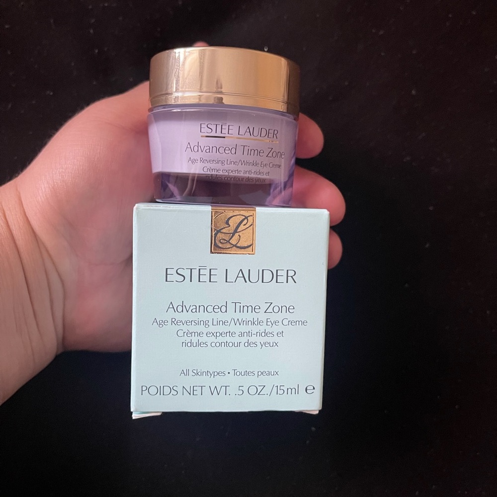 Estee Lauder Revitalizing Supreme